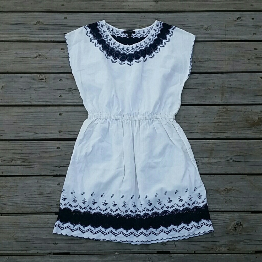 J Crew White and Navy Embroidered Dress Sz 8